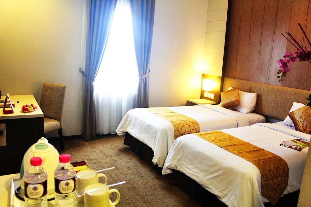 Tjokro Hotel Klaten Exteriér fotografie
